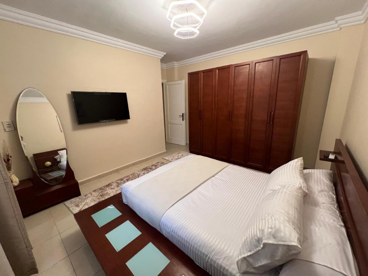 Luxurious Vip Apartment In Madinaty Furnished With High End Hotel Furniture Ngoại thất bức ảnh