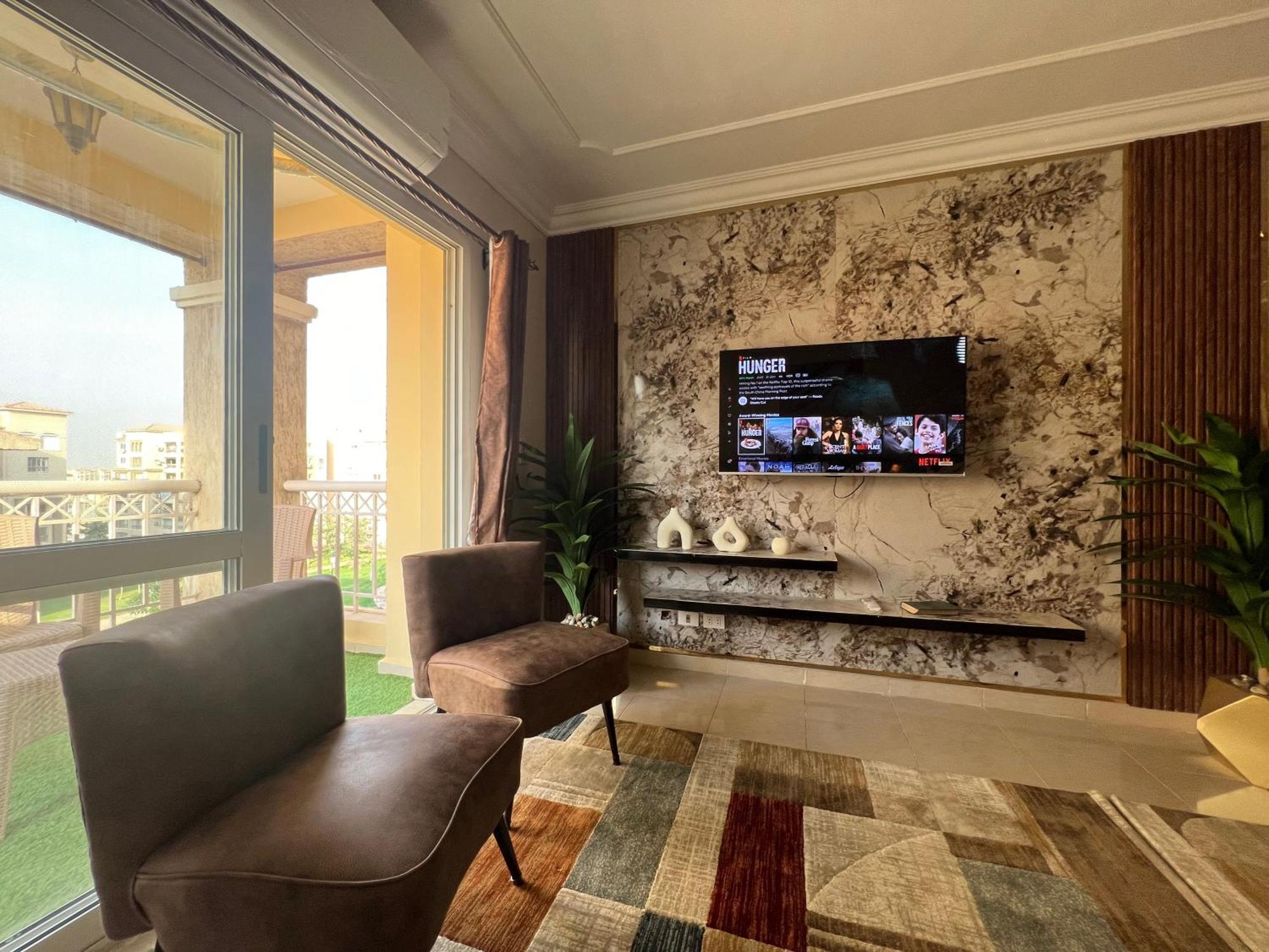 Luxurious Vip Apartment In Madinaty Furnished With High End Hotel Furniture Ngoại thất bức ảnh